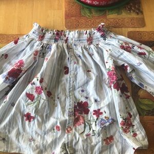 Zara off the shoulders quarter sleeve top